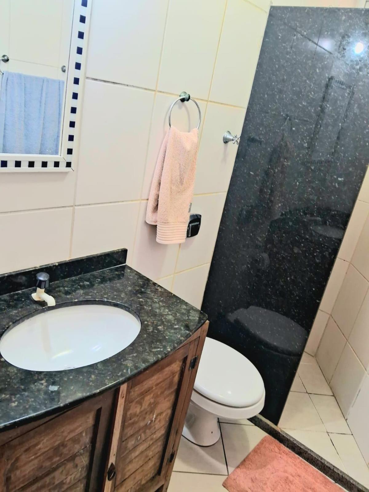 apto na orla de Itaparica, com wifi, área privada e excelente para crianças, terceira idade e pets. Vila Velha  Extérieur photo